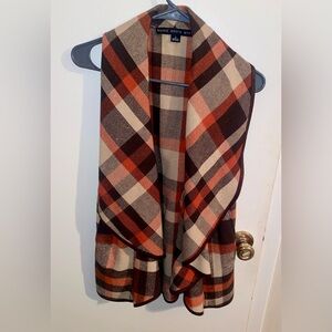 Women Lapel Vest - Open Front
Buffalo Plaid
